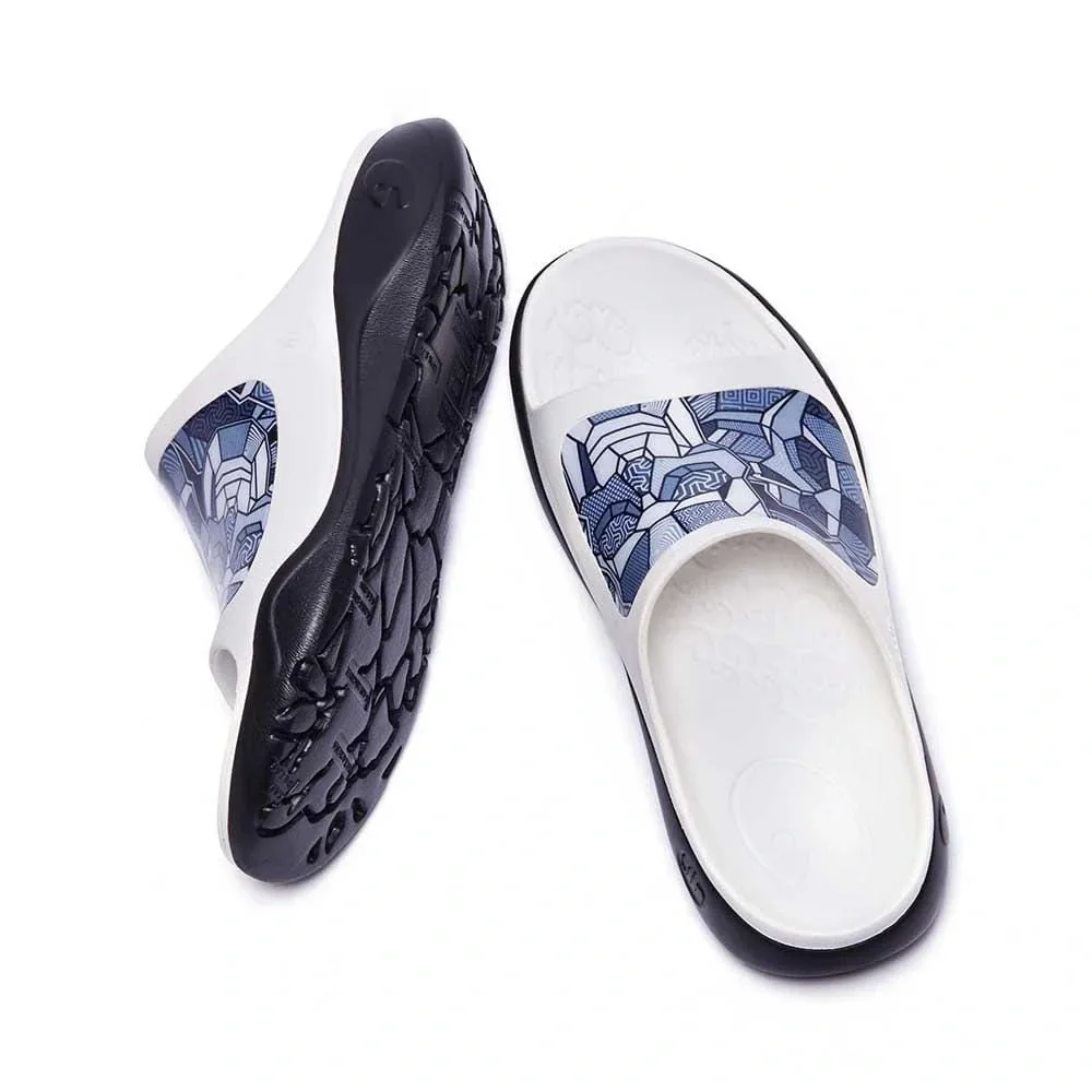 UIN Men's Sandals Beach Summer Travel Anti-Slip SLIDES (STRANGE ROCK) New No Box